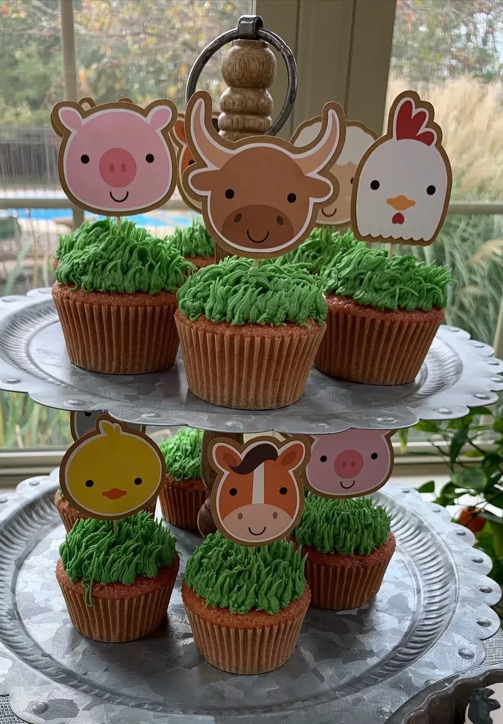chick, horse, chicken, and pig barnyard animal face cutout cupcakes